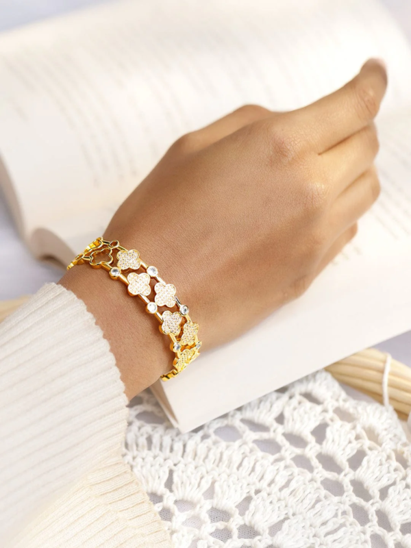 22K Gold-Plated Trefoil Design Bracelet